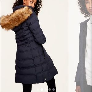 Lolë down winter coat